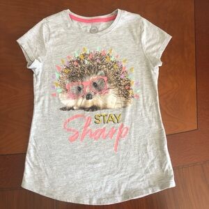 Girls gray shirt by Wonder Nation, size M (7-8).